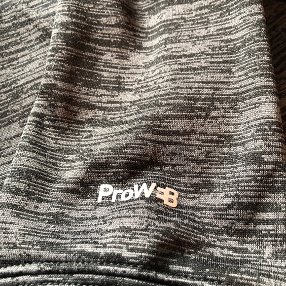 NWT Spyder Active PullOver Sweater With Hoodie - Picture 6 of 11